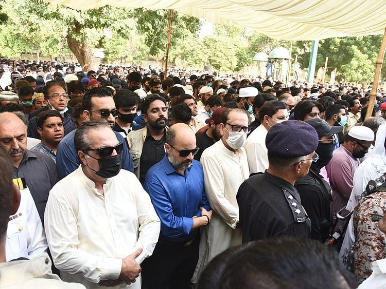 Sindh Governor Imran Ismail and others at the funeral prayers of late Umer Sharif in Karachi.