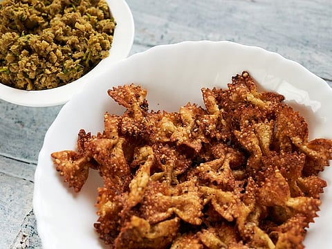 Pasta chips made in air-fryer 