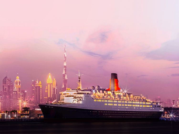 Float_Dubai_1200x900_without-text