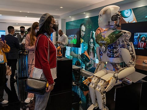 It is full speed ahead for Etisalat on 5G. The telco and the UAE have made quite a decent amount of progress rolling out the needed infrastructure and taking in the initial subscribers for the latest mobile services. 