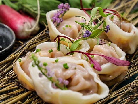 Plump kimchi mandu for a tasty snack 