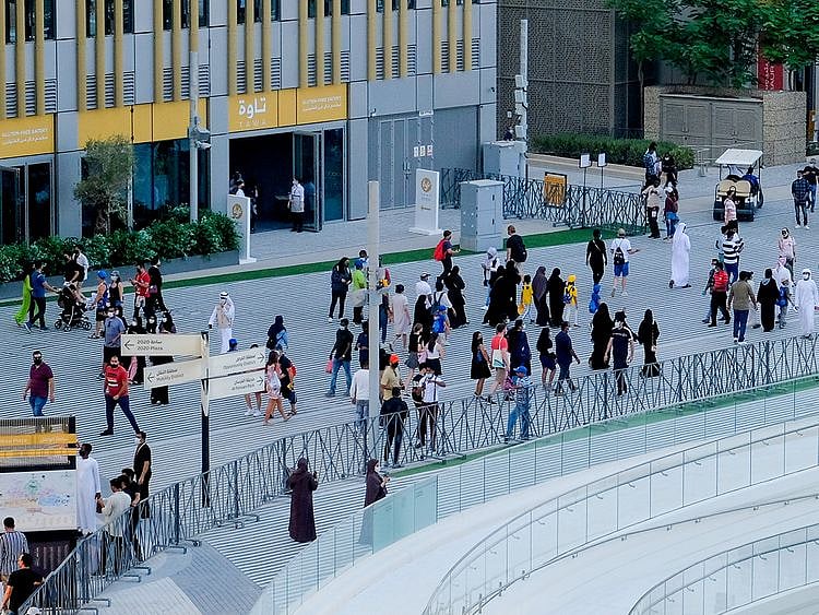 EXPO 2020 DUBAI CROWD