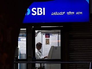 PIB debunks viral fake gazette claiming govt merger of 9 public sector banks