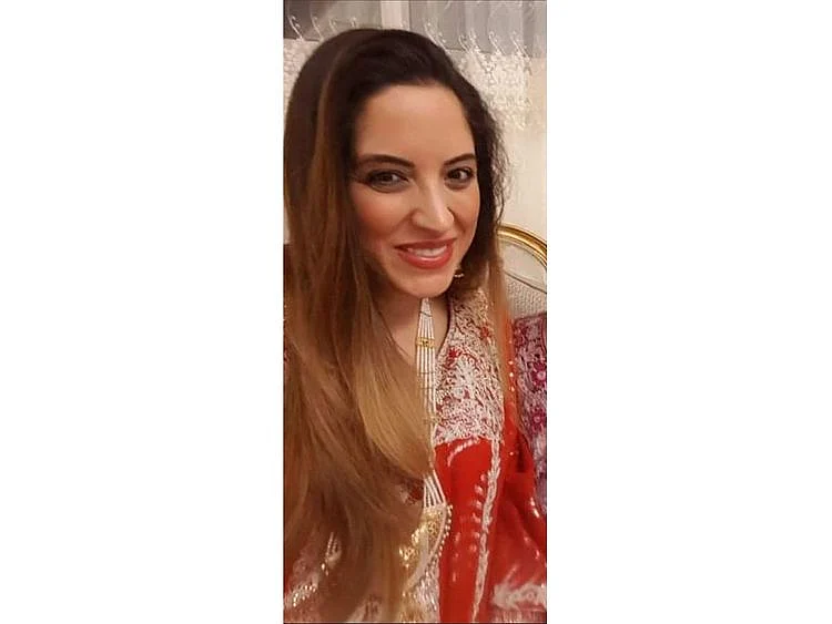 20210711  Pembe Al Mazrouei