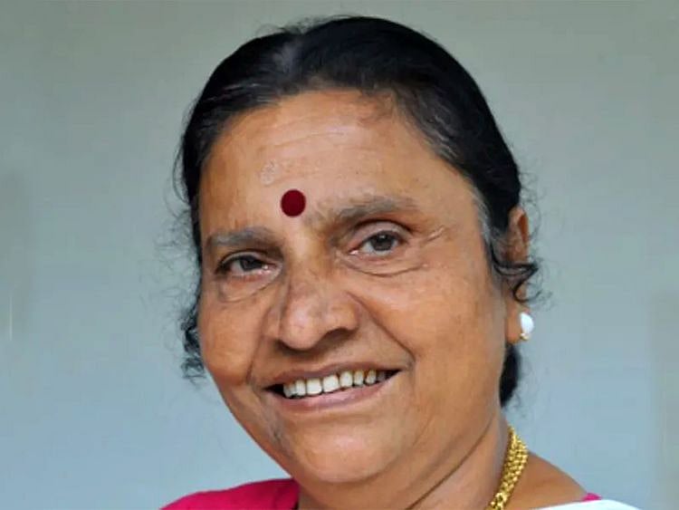 Kozhikode Sarada-1636444442950