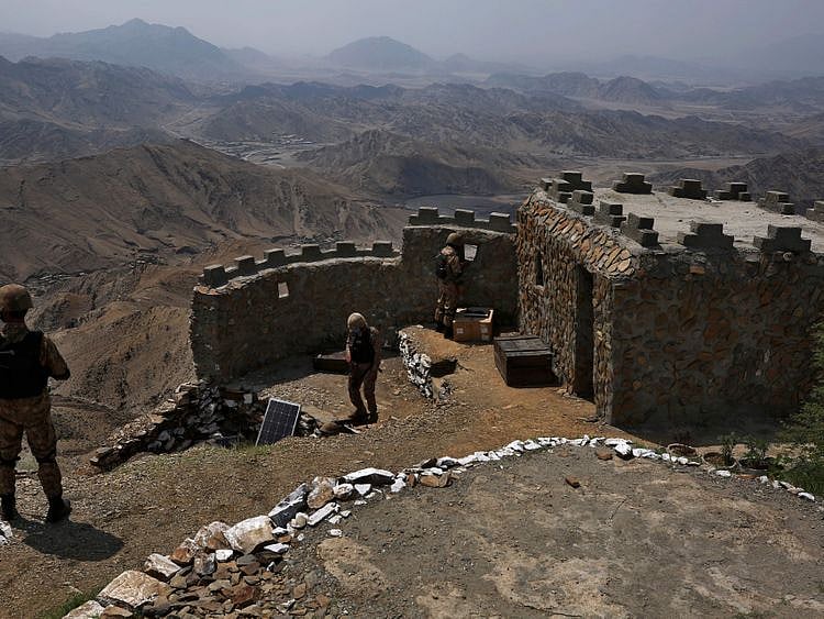 pakistan taliban]-1636451760533