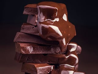 Love chocolate but are you eating it right? 5 rules to follow while indulging in it
