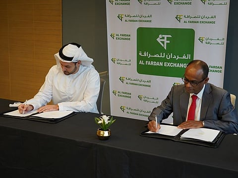 L to R: Hasan Fardan Al Fardan, CEO of Al Fardan Exchange and Sunil Paul, Co-founder and MD, Finesse 