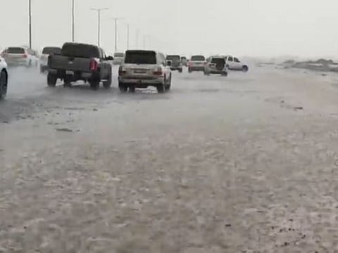 Rain hits parts of UAE