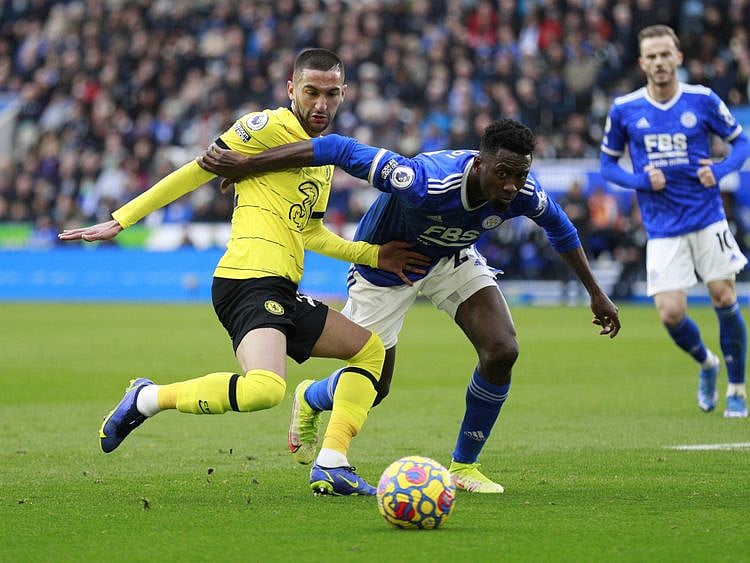 Copy of 2021-11-20T140648Z_1623745840_UP1EHBK137AB0_RTRMADP_3_SOCCER-ENGLAND-LEI-CHE-REPORT-1637420336913