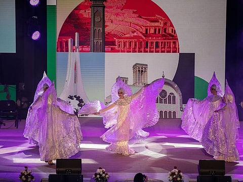 The operetta featured a fantastic rendition of the poems of Emirati poet Maryam Al Naqbi by Fayez Al Saeed, Walid Al Jassem and Faisal Al Jassem while a group of female students from Abdullah bin Al Mubarak school in Khor Fakkan performed a graceful dance in the background.
