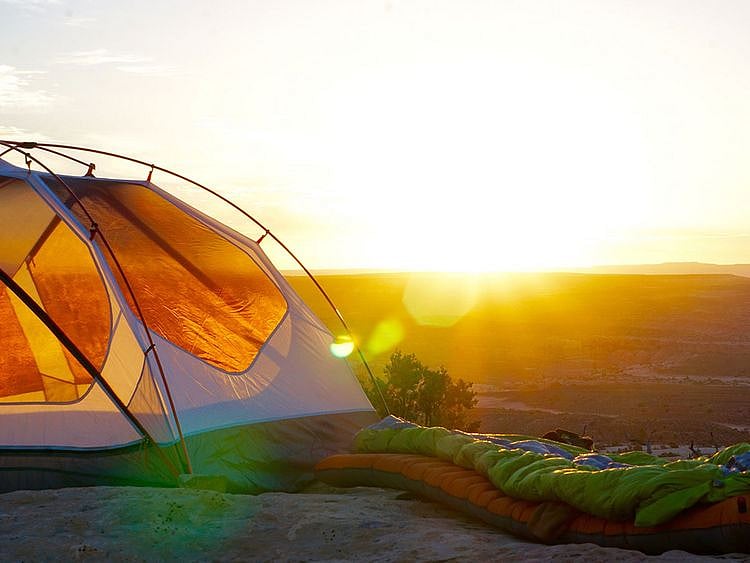 Camping teaser