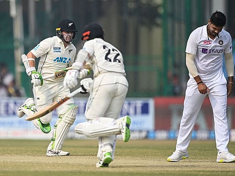 New Zealand's Tom Latham and captain Kane Williamson