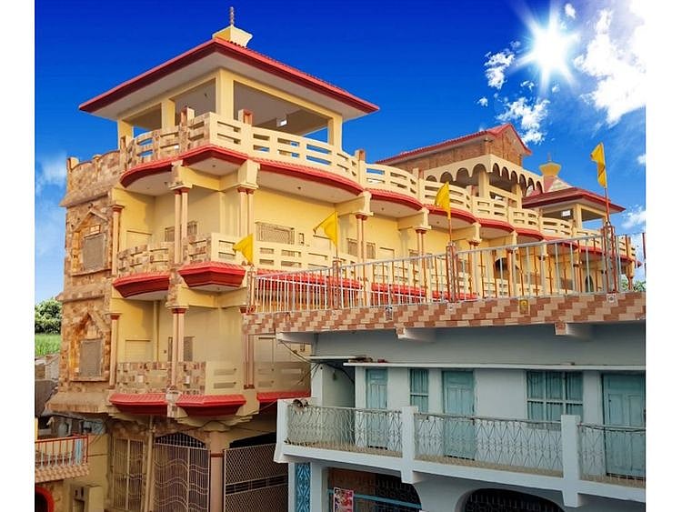 The 300-year-old temple is a sacred place for Hindu devotees all across the world. Shadani Darbar was founded in 1786 by Sant Shadaram Sahib, who was born in Lahore in 1708.