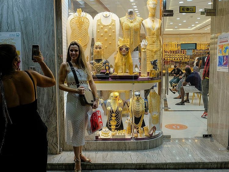 Stock Dubai Gold