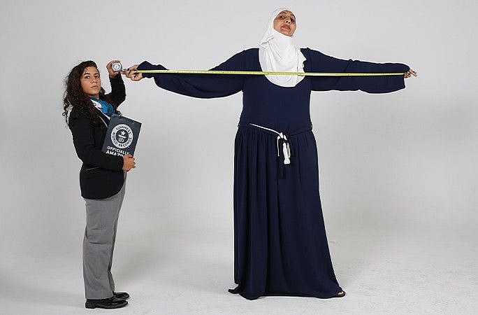 tallest woman-1638695033605