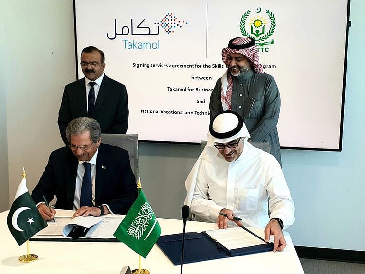 Pakistan and Saudi Arabia officials signed two agreements on worker recruitment and skill verification.