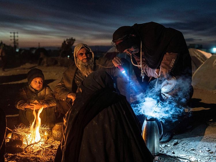 Copy of Afghanistan_Pakistan_Rallying_Help_78769.jpg-65dd6-1639814082119