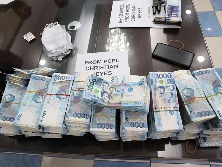 Cash from rogue cops