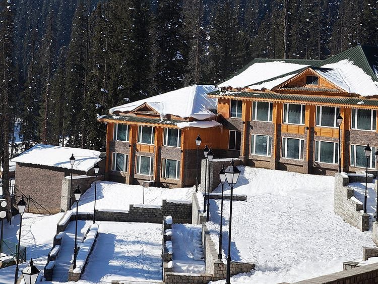 J&K-Khyber-Resort-Gulmarg-FOR-WEB