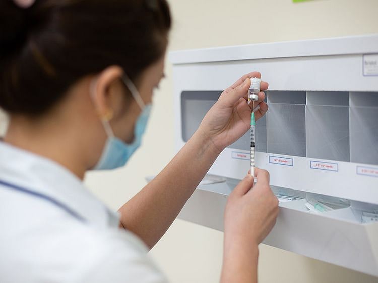 Stock Dubai vaccine