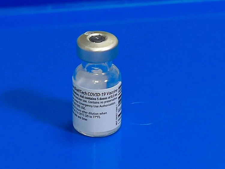 Stock Dubai vaccine