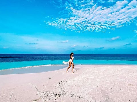 "When you dance down the street with a cloud at your feet, that's amore," she wrote as caption while sharing the image on Instagram.