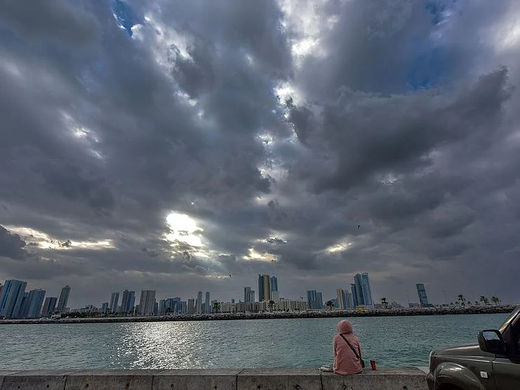 STOCK WEATHER CLOUD SHARJAH