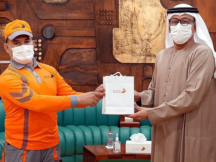 municipality-worker-1641297350806