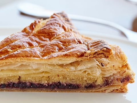 Recipe for Galette des rois or Dräikinnekskuch