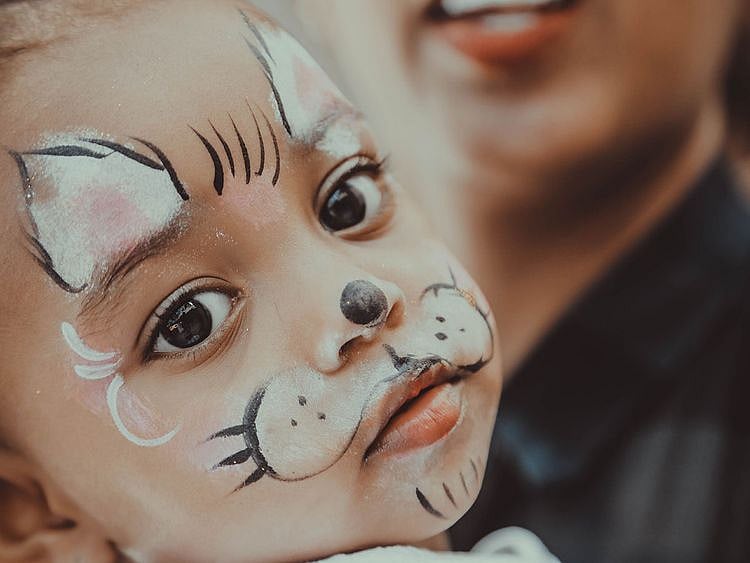Face painting