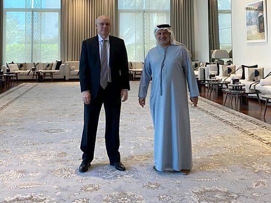 Gargash meets US Special Envoy for Yemen, calls for global action against terrorist Houthi attacks