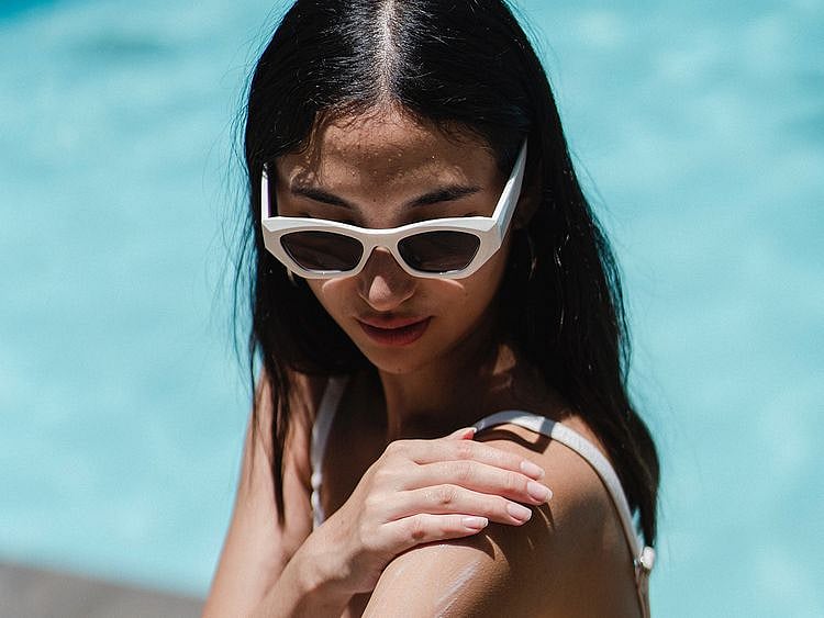 sunscreen stock