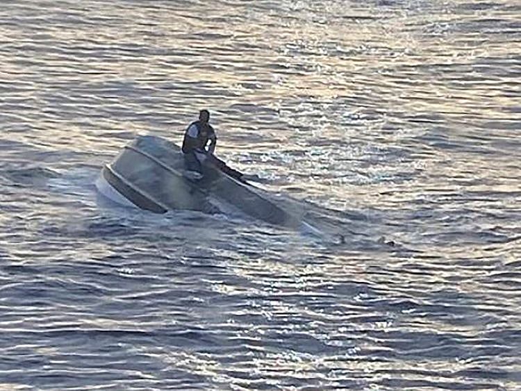 220126 boat capsized