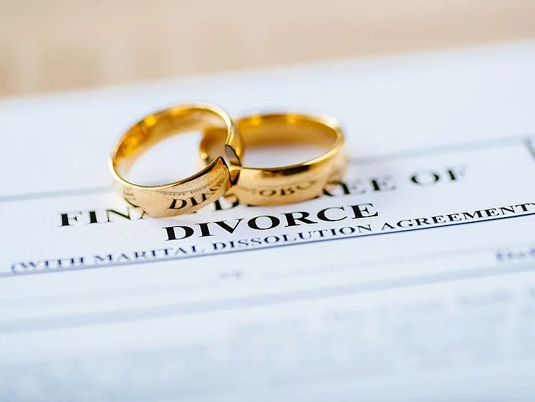 STOCK Divorce