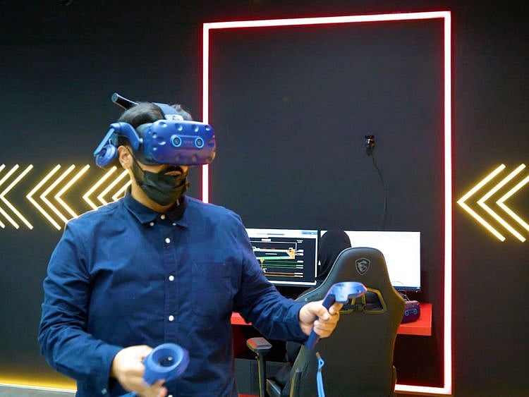 VR-1644235562353
