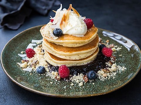 10-minute recipe for fluffy coconut pancakes