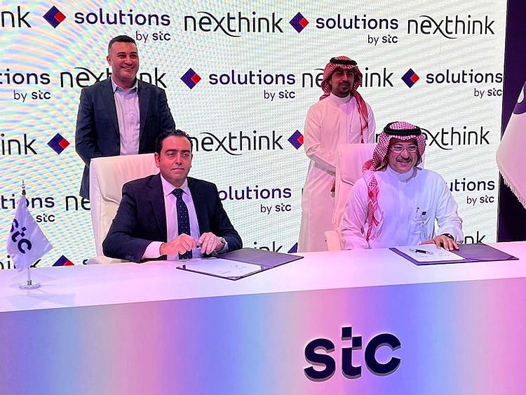 Solutions STC & Nexthink sign MoU_1200x900