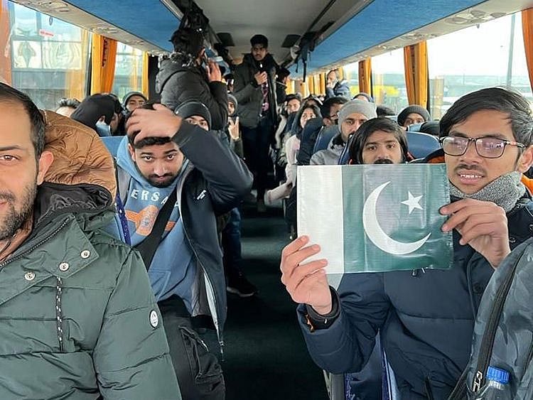  Nearly 137 Pakistanis were evacuated to Poland on February 27 at noon Pakistan time.
