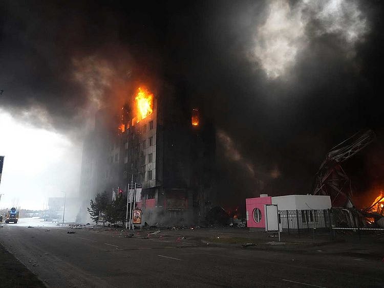 Kyiv burns ukraine