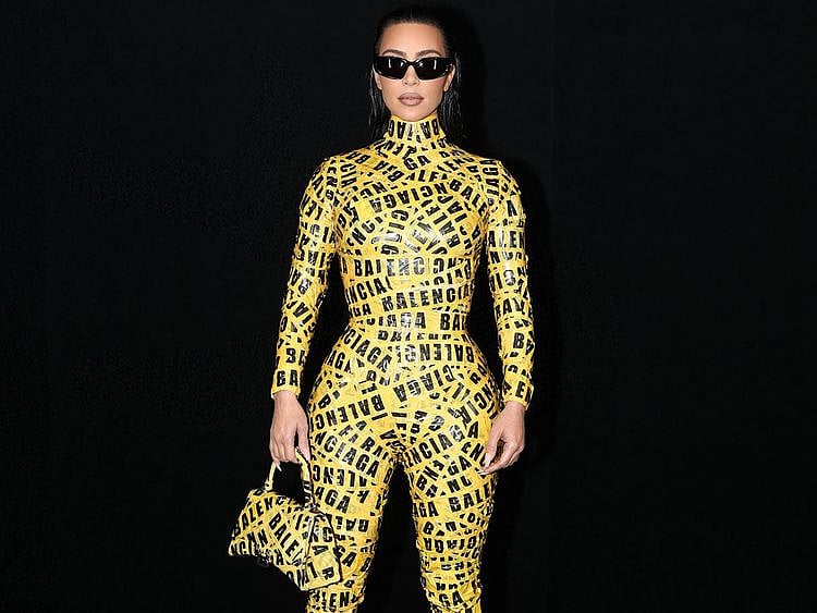 Kim Kardashian Blaenciaaga-1646635339432