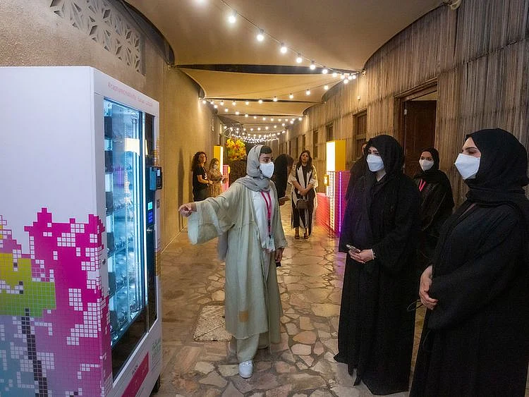 Sheikha Latifa Sikka art