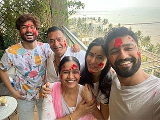 Holi 2022: From newly wed Katrina Kaif, Vicky Kaushal to Hrithik Roshan, Bollywood stars wish fans a happy Holi