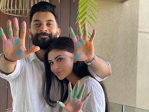 Mouni Roy shared the first post after rumours about speculation. 