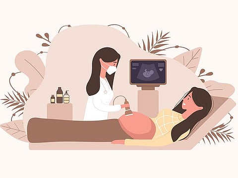 What does the endometrial lining have to do with a happy pregnancy?