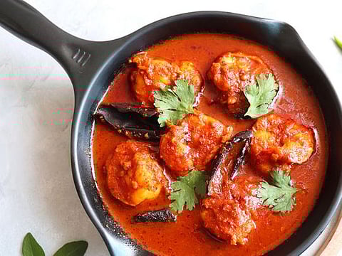 Watch Season 2 - Ramadan Special: Cook with Gulf News Food - Goan Mango Prawn Curry