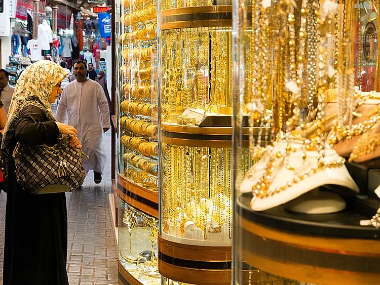 Stock - Gold shoppers Dubai