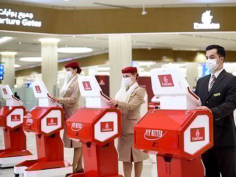 Go for an instant check-in through these mobile ports at Terminal 3. 