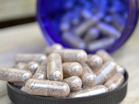 The most common placenta preparation, which consists of creating a capsule, is made by steaming and dehydrating the placenta or processing the raw placenta.