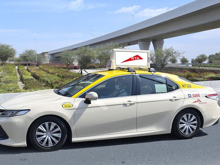 dubai taxi1-1649333139636